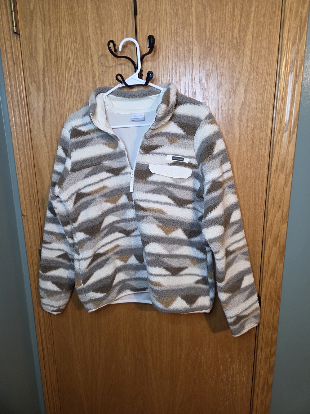 Columbia womens Puffer Jacket in Cream, Gray & Brown